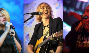 Trzy sceny muzyczne: Ania Dąbrowska śpiewa, gra na gitarze i występuje z zespołem.