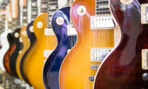 Jak powstała gitara elektryczna? Historia, która zaskakuje i inspiruje
