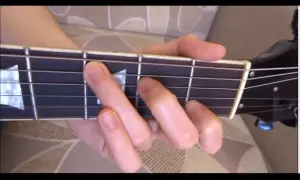 Krajka chwyty na gitarę - najprostsze akordy i bicia do nauki