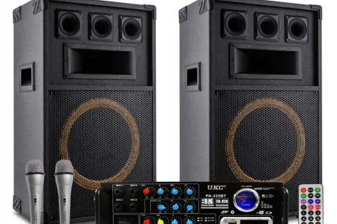 Najlepsze estradowe wzmacniacze mocy – wybierz idealny model na koncert