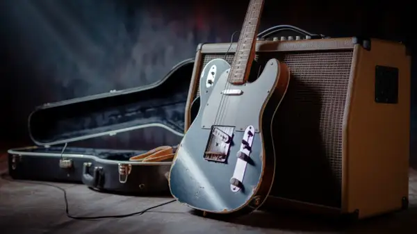 Ile kosztuje dobra gitara elektryczna? Odkryj ceny i modele, które warto mieć