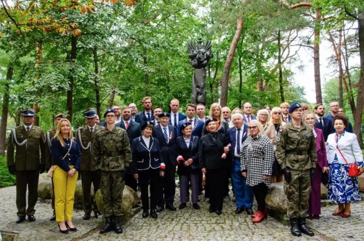 "Miejcie nadzieję": tekst, historia i przesłanie
